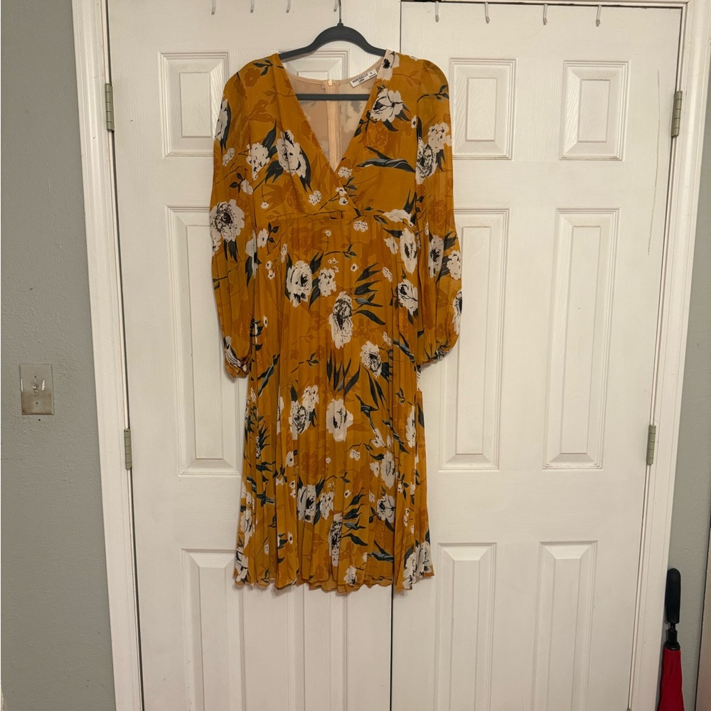 Mustard floral midi dress